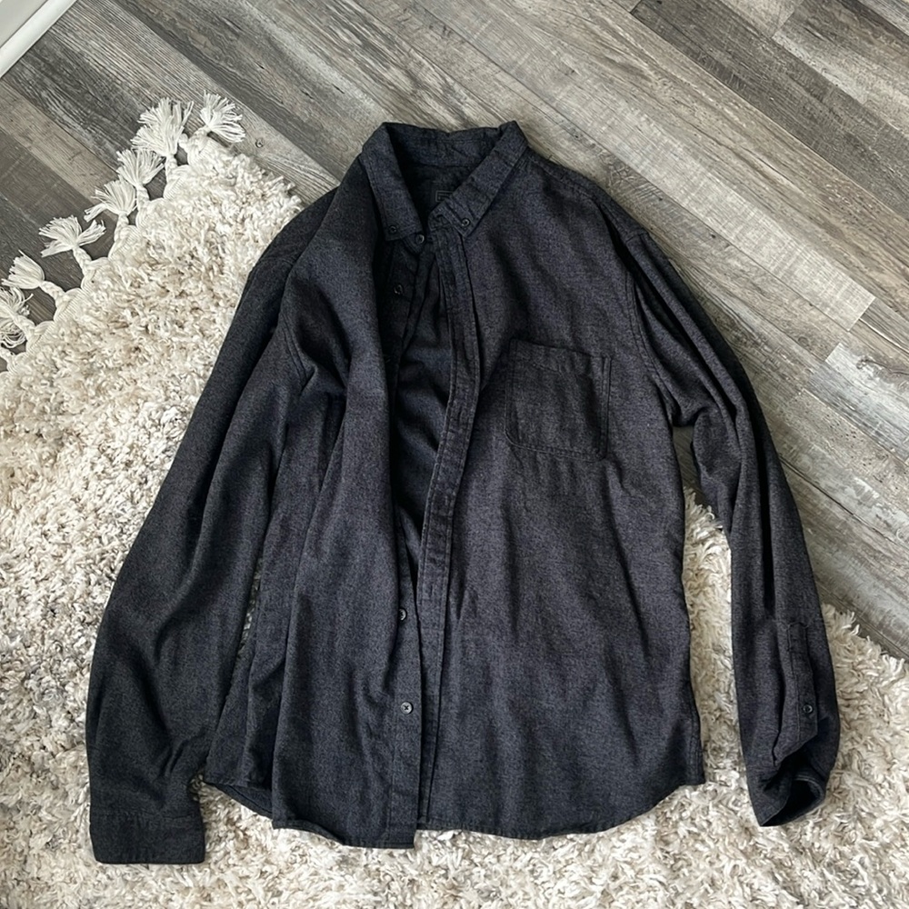 Men’s Lightweight Button Up
